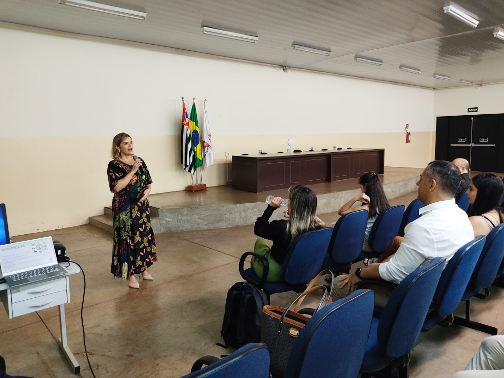 Faculdade Barretos Promove Palestra Inspiradora sobre Consumo Consciente